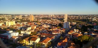 Casa, comida e roupa lavada em São Carlos
