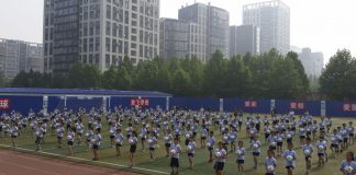 China elabora lei que pune pais por mau comportamento dos filhos