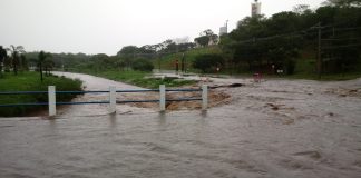 Vídeo impressionante mostra Rotatória do Cristo completamente alagada