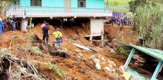 Doze pessoas morrem em deslizamento de terra na Colômbia