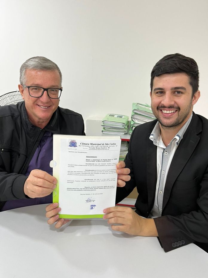 Horta comunitária em escola Horta comunitária em escola