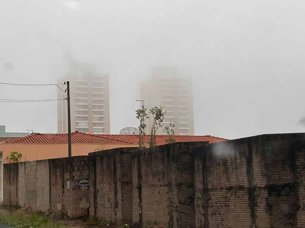 Chuva em São Carlos: neblina chegou