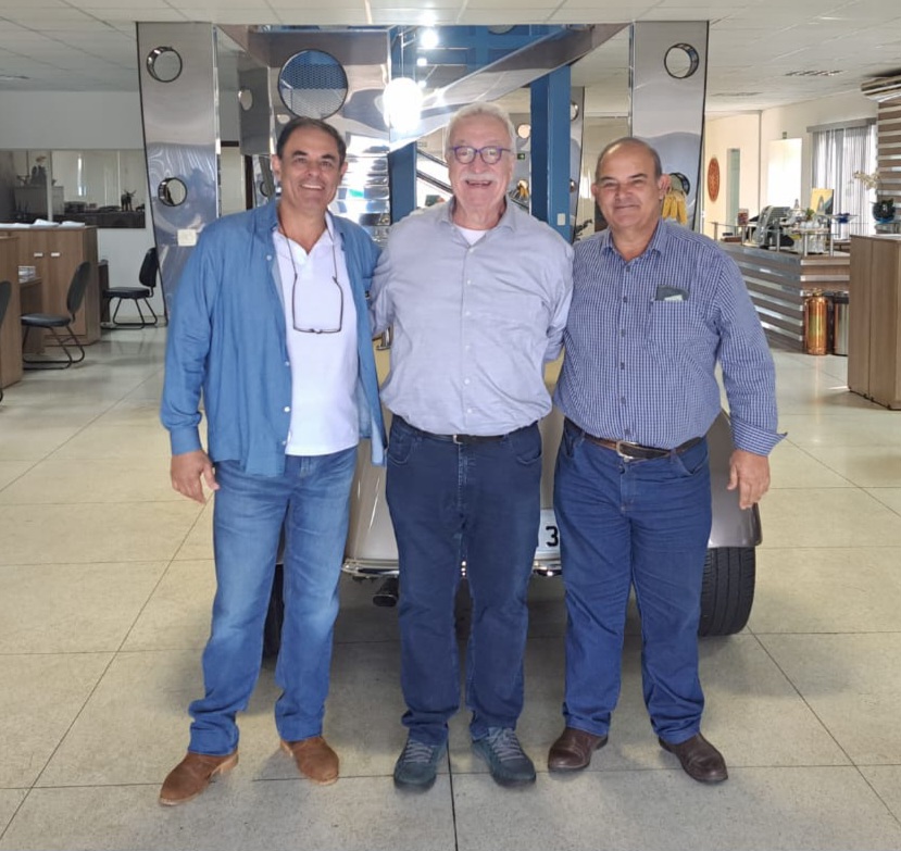 Newton parabenizou Siltomac pelo prêmio