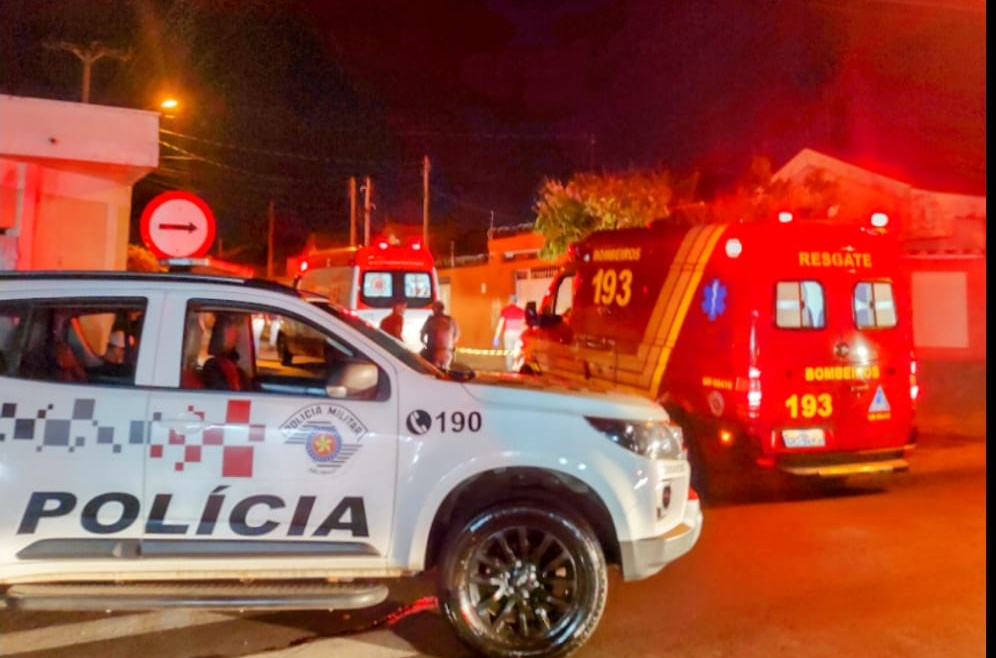 PM e Bombeiros no local