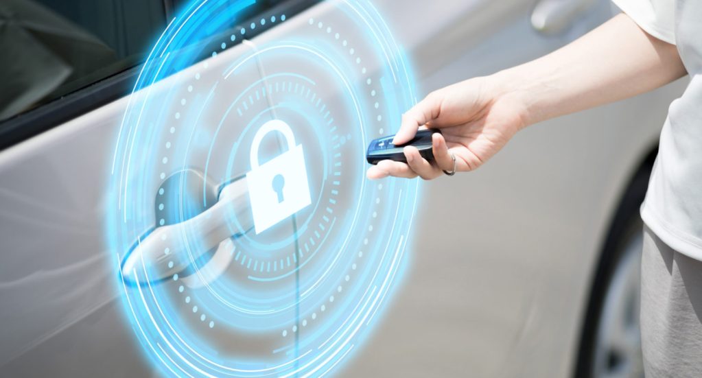 Clonagem de chave automotiva