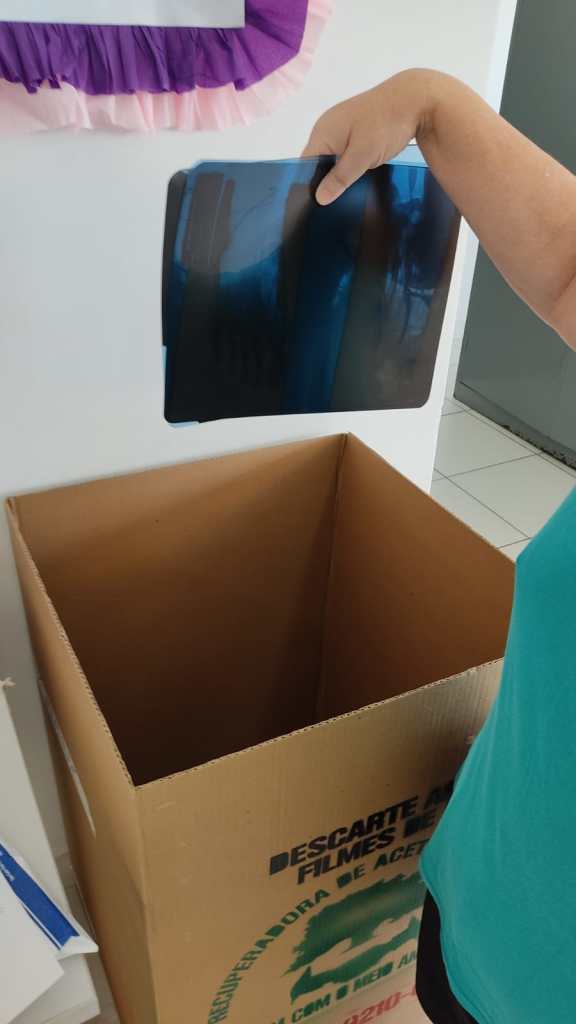 Radiografias devem ser descartadas corretamente