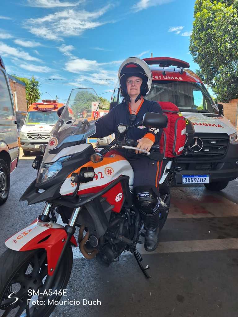 Larissa Amaru é responsável pela motolância do SAMU