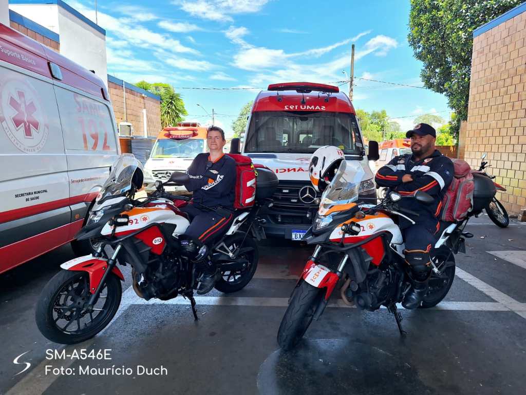 Larissa Amaru afirmou que tem aprendido bastante com o companheiro Jonas