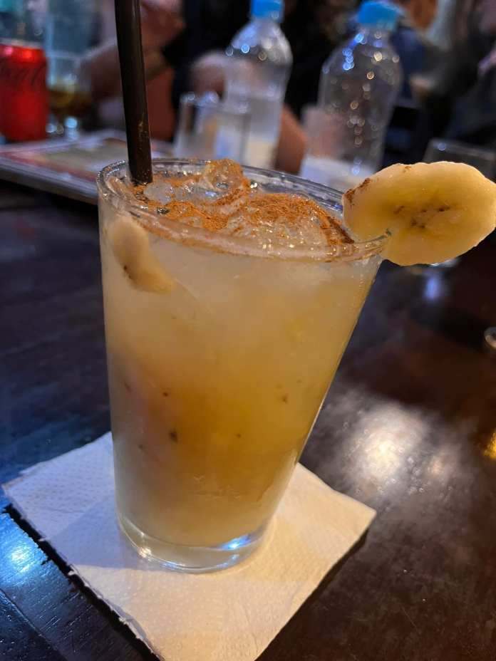 Caipirinha de banana do Bar do Paschoal Caipirinha de banana do Bar do Paschoal