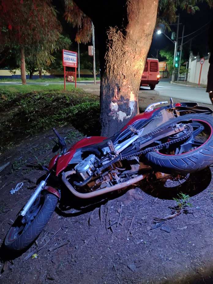 Acidente com moto em São Carlos Acidente com moto em São Carlos