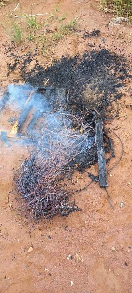 Fios de cobre estavam sendo queimados