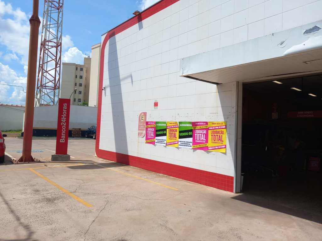 Dia% fechará suas portas