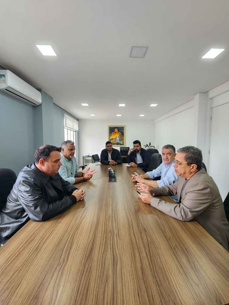 Paralisação foi debatida na Prefeitura