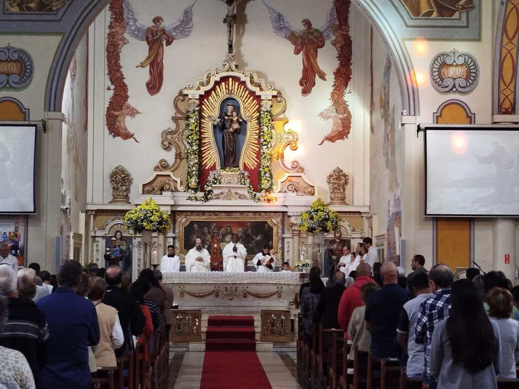 Antonio tem missas e outras ativiades no dia do padroeiro