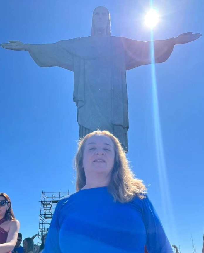 Dona Ana precisa de ajuda Dona Ana precisa de ajuda