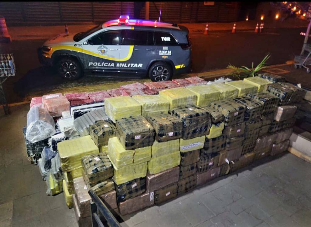 Em ação conjunta, PM Rodoviária apreende 5,5 toneladas de maconha em rodovia do interior