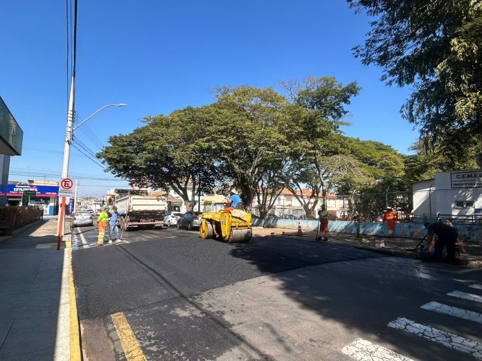 Travessias elevadas e lombadas Travessias elevadas e lombadas