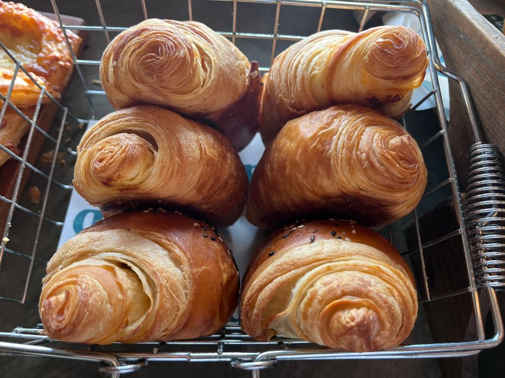 A padaria Art Bakery tem a excelência na arte de fazer pães e doces