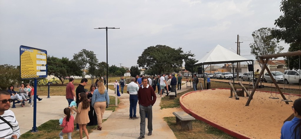 Praça entregue