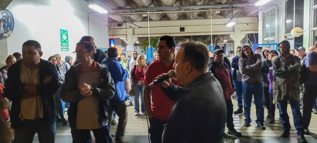 Sindicato realiza assembleia