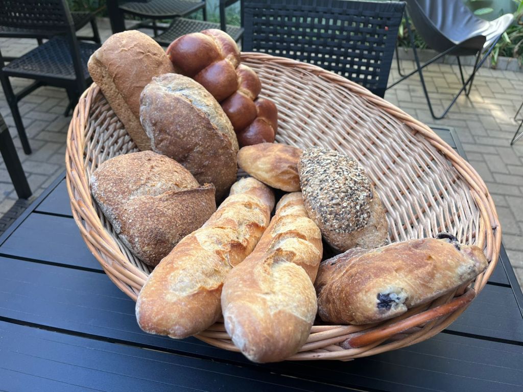 A padaria Art Bakery tem a excelência na arte de fazer pães e doces