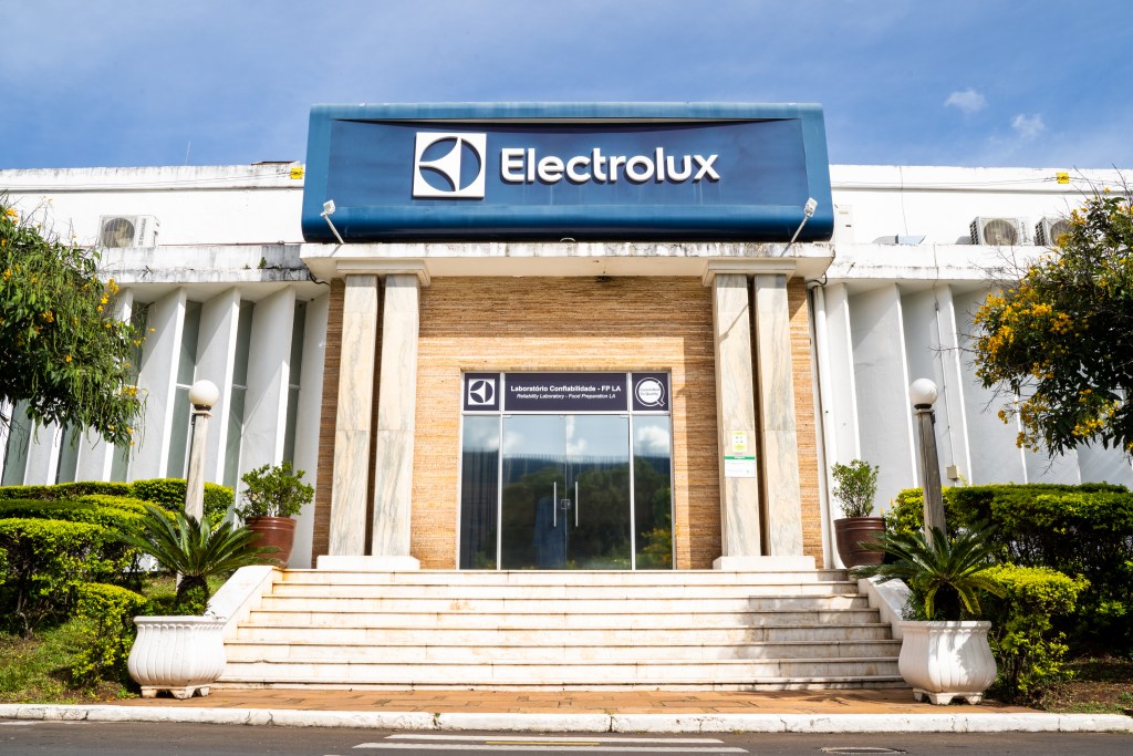 Com investimento de R$ 520 milhões, unidade fabril da Electrolux de São Carlos é a mais moderna do grupo para segmento de fogões e fornos domésticos no mundo