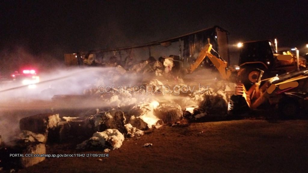Caminhão pegou fogo