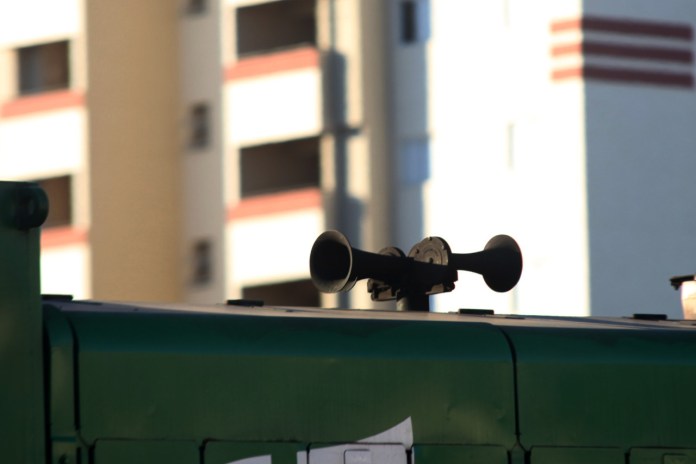 Buzina do trem gera ação contra a Rumo