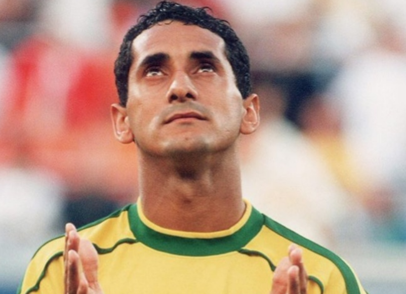 Zé Carlos atuou pelo Brasil