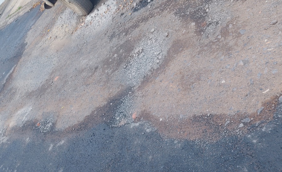 Moradora pede providências do SAAE no Presidente Collor