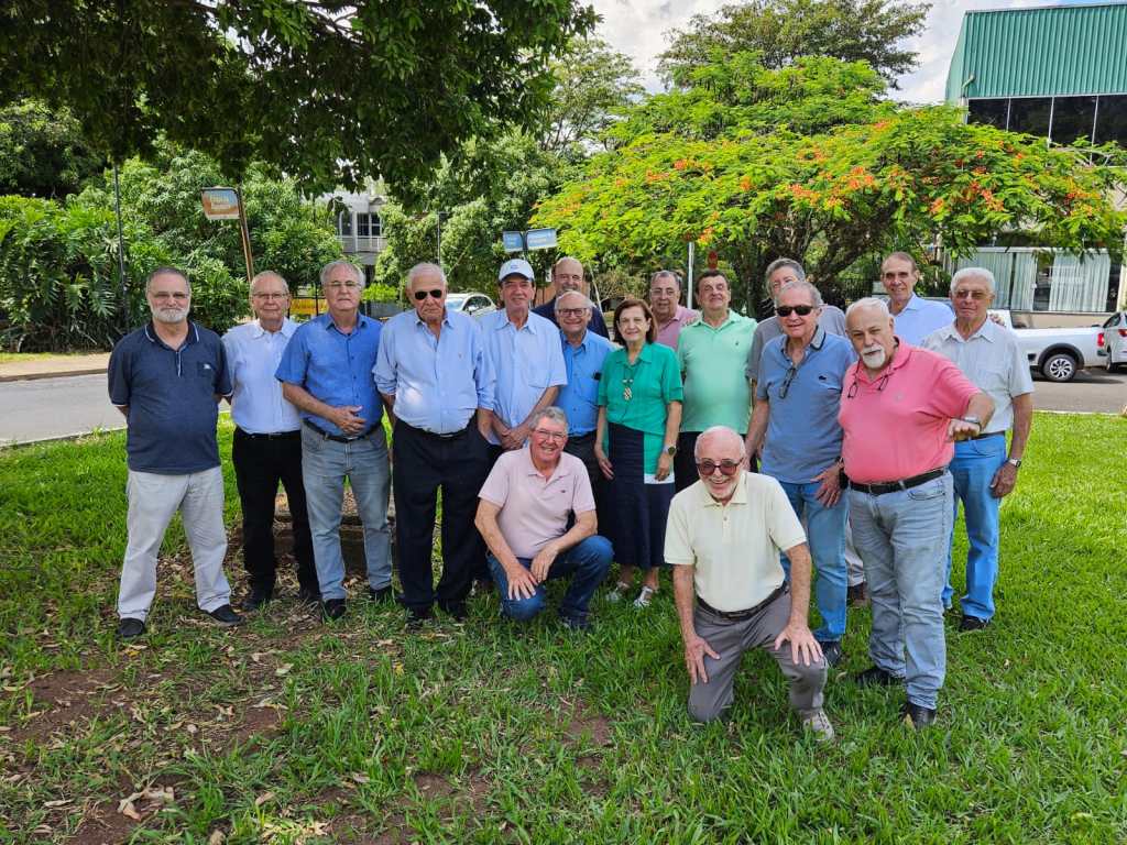 Alunos da primeira turma de Engenharia de Materiais da UFSCar celebraram 50 anos de formatura