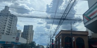 Tarde com 32°C e possibilidade de chuva em São Carlos