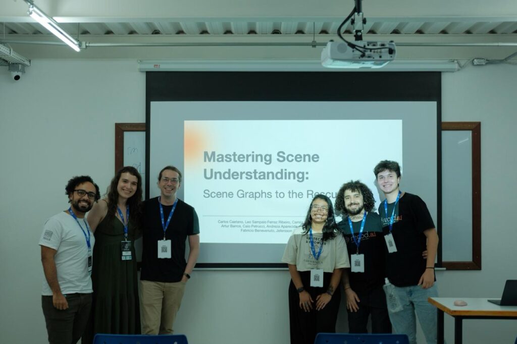 Leo com alunos e um orientando na Conferência sobre Gráficos, Padrões e Imagens (SIBGRAPI 2024), que ocorreu em Manaus | Foto: Arquivo Pessoal