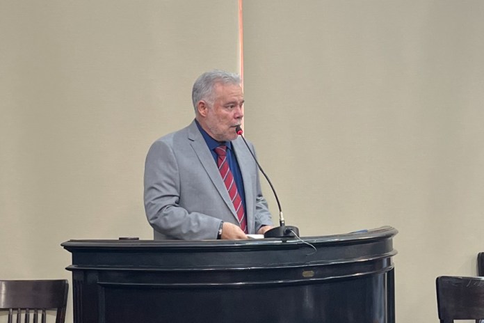 Lineu criticou colega de Câmara