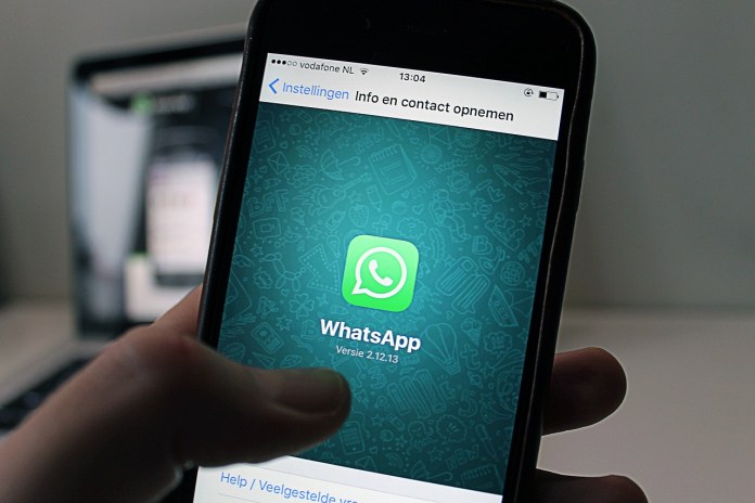 WhatsApp deixará de funcionar em celulares com versões antigas de iOS e Android WhatsApp deixará de funcionar em celulares com versões antigas de iOS e Android