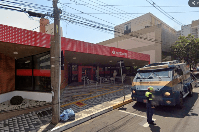 santander São Carlos ganha centro de operações bancárias que reúne F1RST, Select e agência do Santander