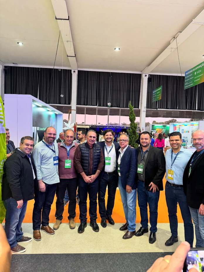 São Carlos marca presença no maior encontro de gestão pública do Brasil, em Holambra São Carlos marca presença no maior encontro de gestão pública do Brasil, em Holambra