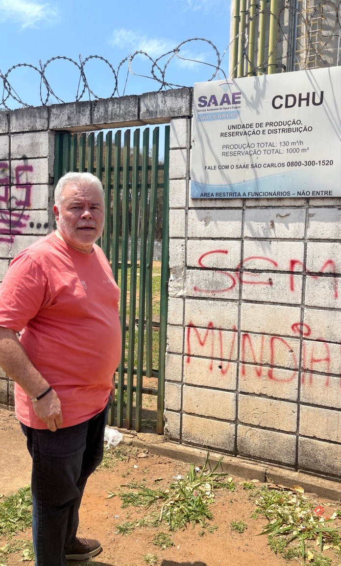 Lineu protesta contra a continuidade dos furtos de fios nas unidades do SAAE Lineu protesta contra a continuidade dos furtos de fios nas unidades do SAAE