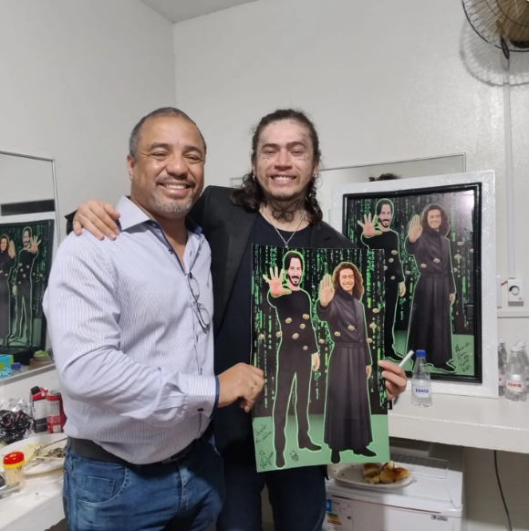 Artista plástico são-carlense presenteia Whindersson Nunes com quadro