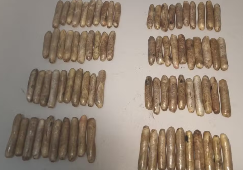 Jovem engoliu meio-quilo de maconha