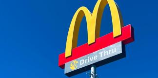 Emprego jovem: McDonald's abre 40 novas vagas em São Carlos