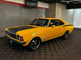 Nova edição do Leilão de Veículos Antigos de Ribeirão Preto tem caminhão militar, Honda comemorativa, Opala, Cadillac e Corvette