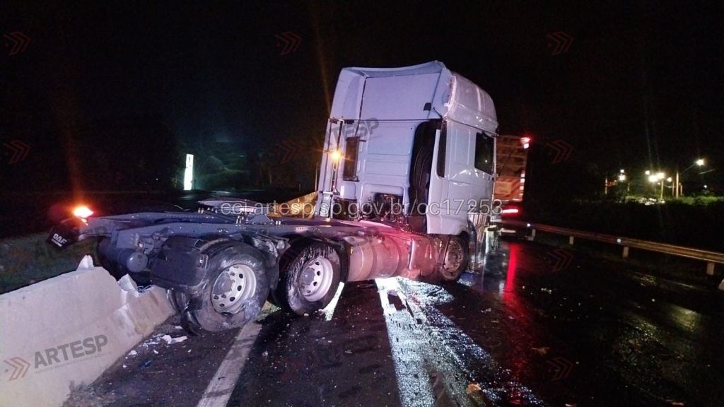 Mancha de óleo provocou acidente