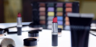 Empresa de São Carlos contrata vendedora