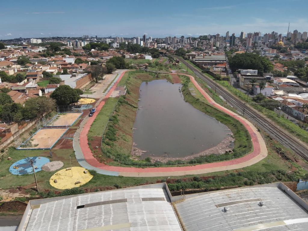 Piscinões funcionaram, segundo a Prefeitura