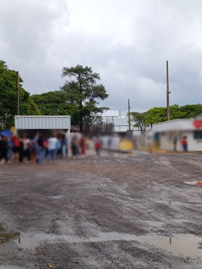 Vazamento de amônia em empresa mobiliza Bombeiros Vazamento de amônia em empresa mobiliza Bombeiros