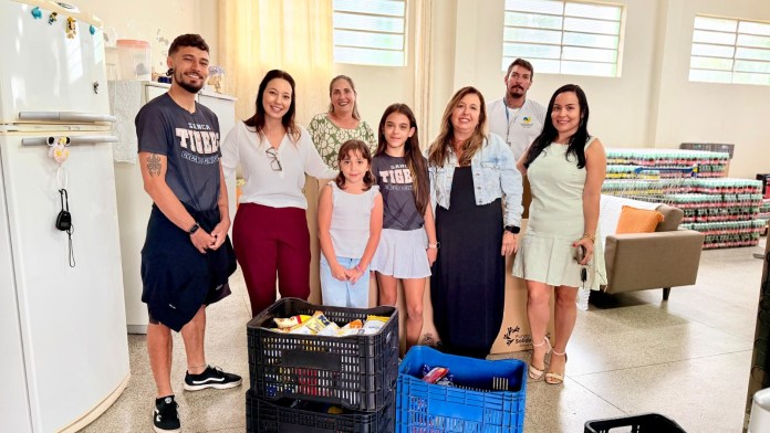 Apresentação da Sanca Tiger Cheer e Ginástica arrecada alimentos para o Fundo Social de Solidariedade Apresentação da Sanca Tiger Cheer e Ginástica arrecada alimentos para o Fundo Social de Solidariedade