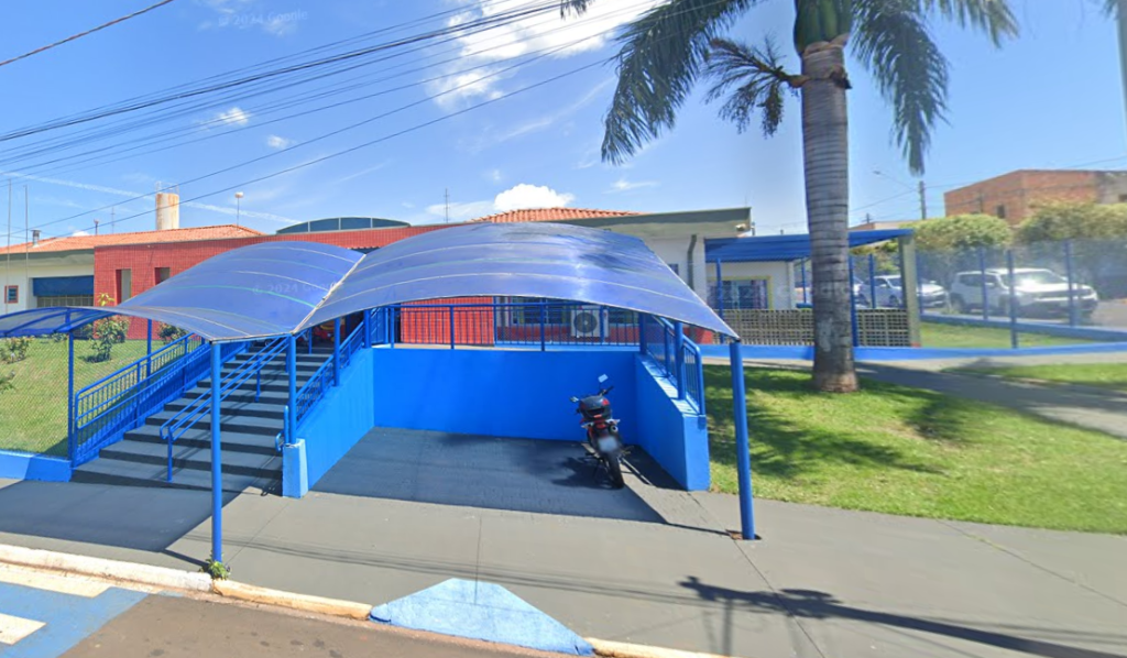 Caso de meningite bacteriana em creche