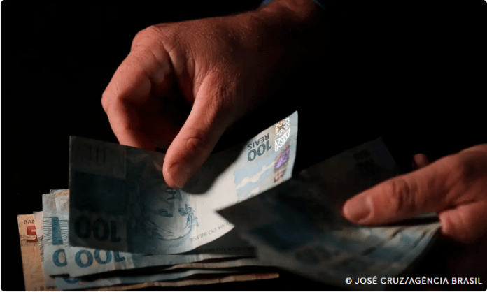 Governo libera saldo do FGTS retido pelo saque-aniversário Governo libera saldo do FGTS retido pelo saque-aniversário