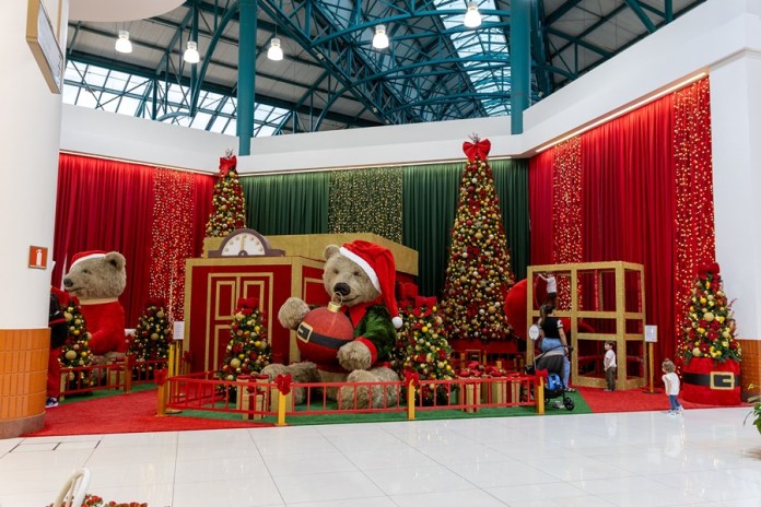 Shopping Iguatemi São Carlos divulga funcionamento especial para a véspera de Natal